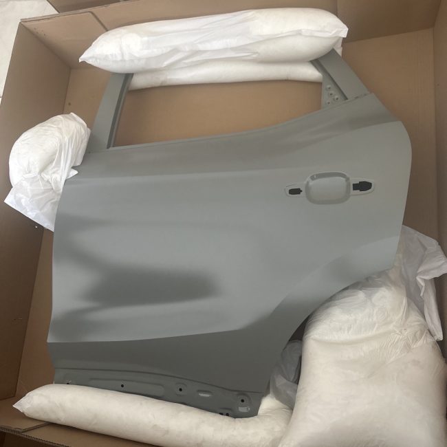 MG-Genuine-ZS-Rear-Door-10316503